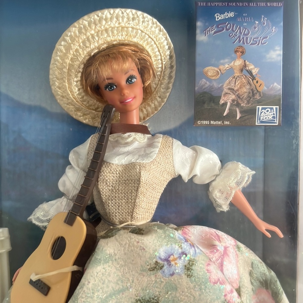 1995 Barbie as Maria in The Sound of Music NRFB - Picture 12 of 13